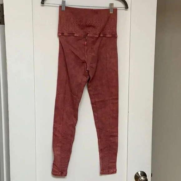 Avocado x TIU Tone It Up Sunrise seamless Leggings - Picture 7 of 13